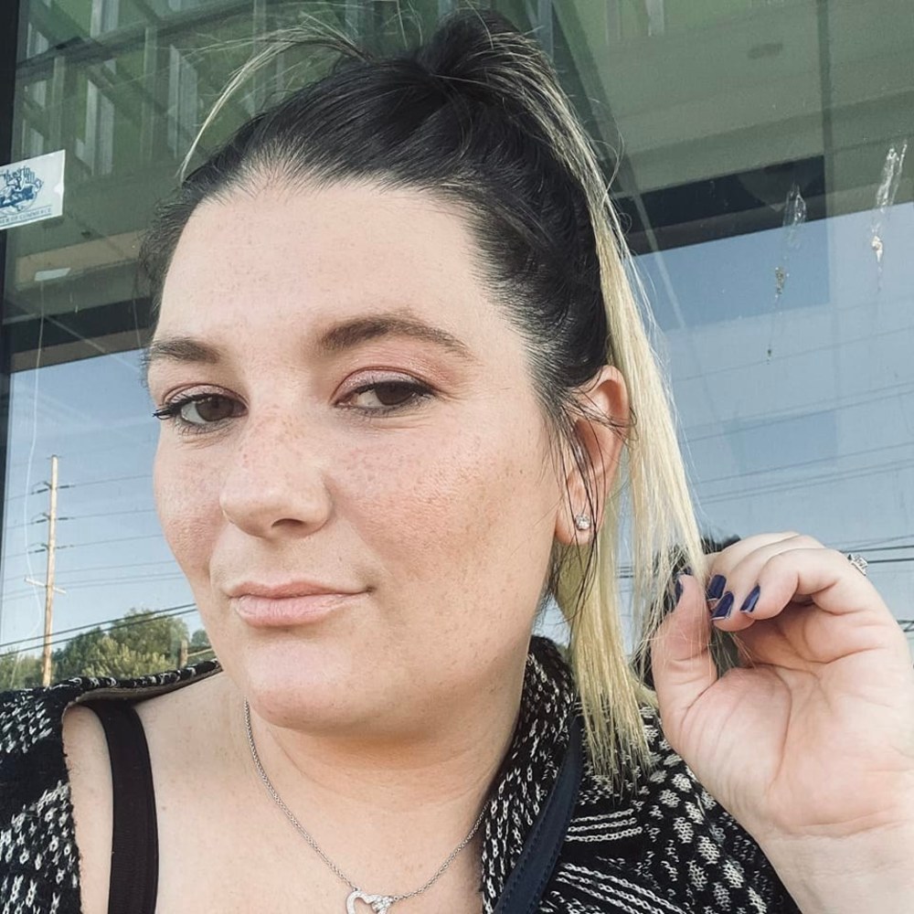 Meet your Posher, Nichole
